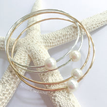 Load image into Gallery viewer, Beach Bangle with Freshwater Pearl - Aussie Wahine