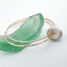 Load image into Gallery viewer, Linked Beach Bangles with Puka Shell
