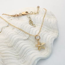 Load image into Gallery viewer, Starfish Necklace