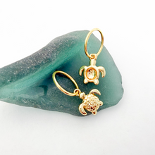 Load image into Gallery viewer, Turtle Earrings