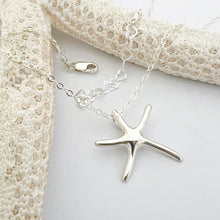 Load image into Gallery viewer, Starfish Necklace